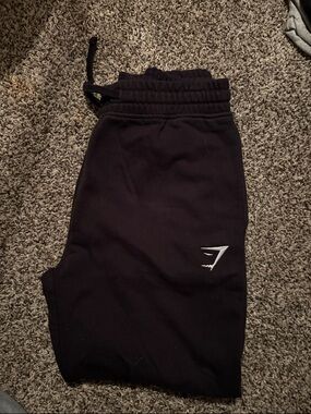 Gymshark Black Logo Sweatpants - Slim Athletic Fit